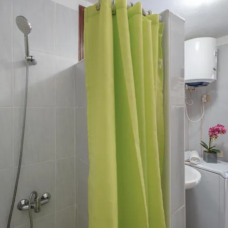 Floritas 2 Apartment *